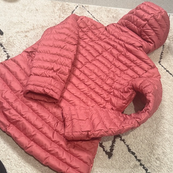 Lululemon pack it down jacket cherry tint 10 - Picture 6 of 6